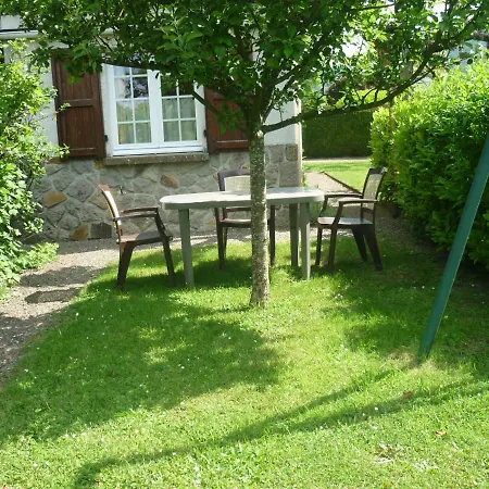 Les Petunias Apartment Vic-sur-Cere